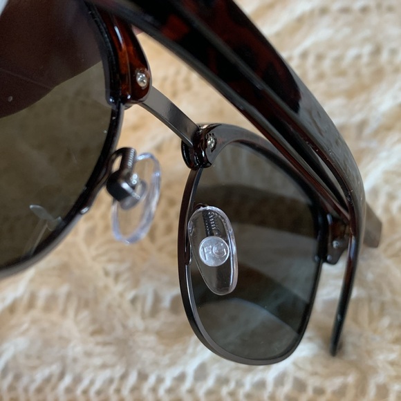 Foster Grant TruPolar Sunglasses - Picture 11 of 11